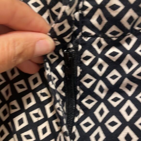 Cabi woman’s black and white slacks - Picture 7 of 12